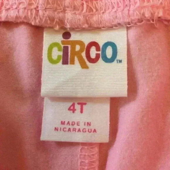 🌸2/$15🌸New! Pink leggings with flower on bottom - Picture 4 of 4